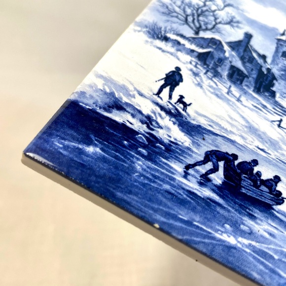 FINAL PRICE 🤑 Vntg Royal Mosa Holland Delft Xmas 1843 Castle in Winter Tile - Picture 7 of 12